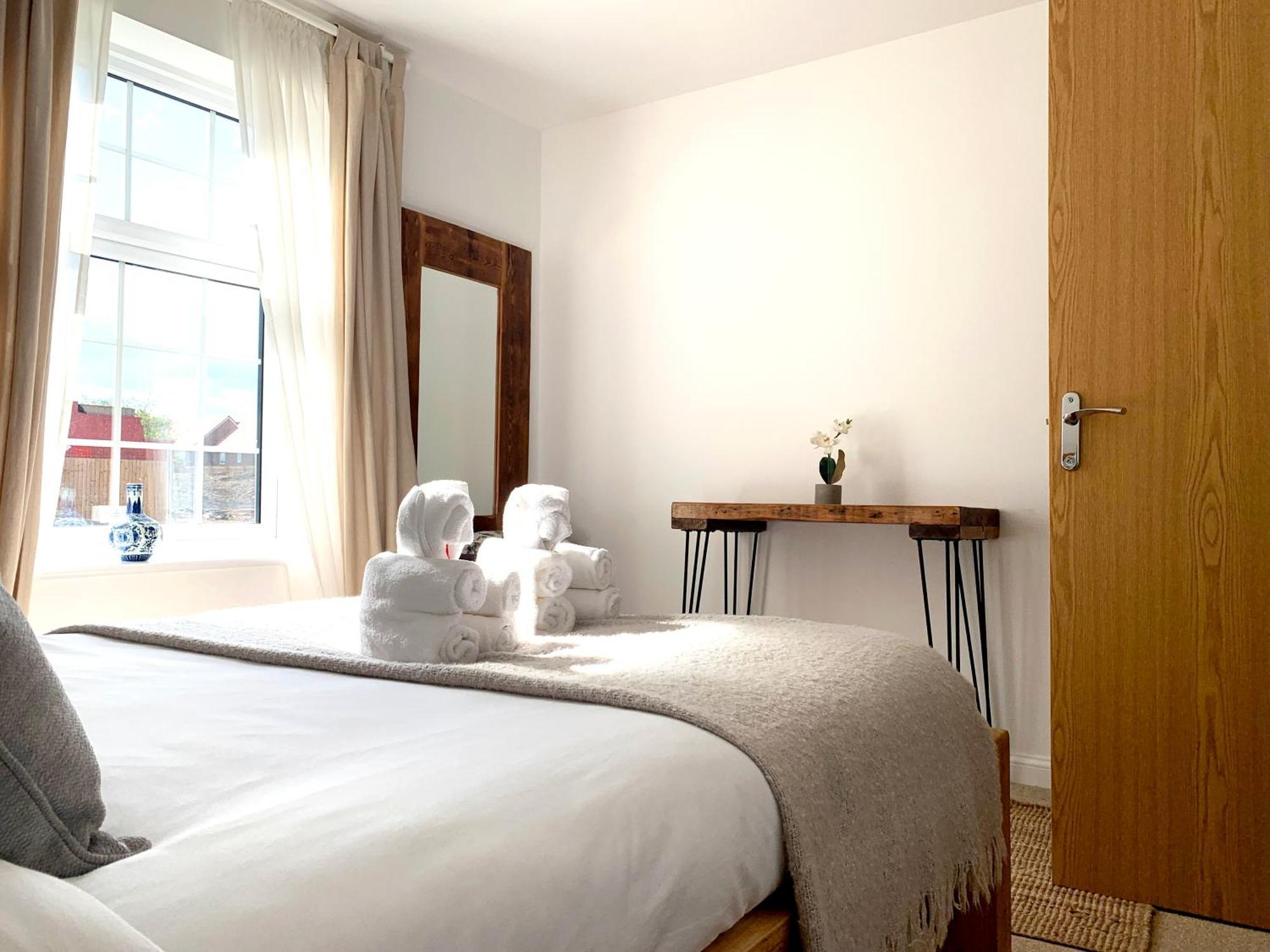 Home Crowd Luxury Apartments ดอนคาสเตอร์ ภายนอก รูปภาพ