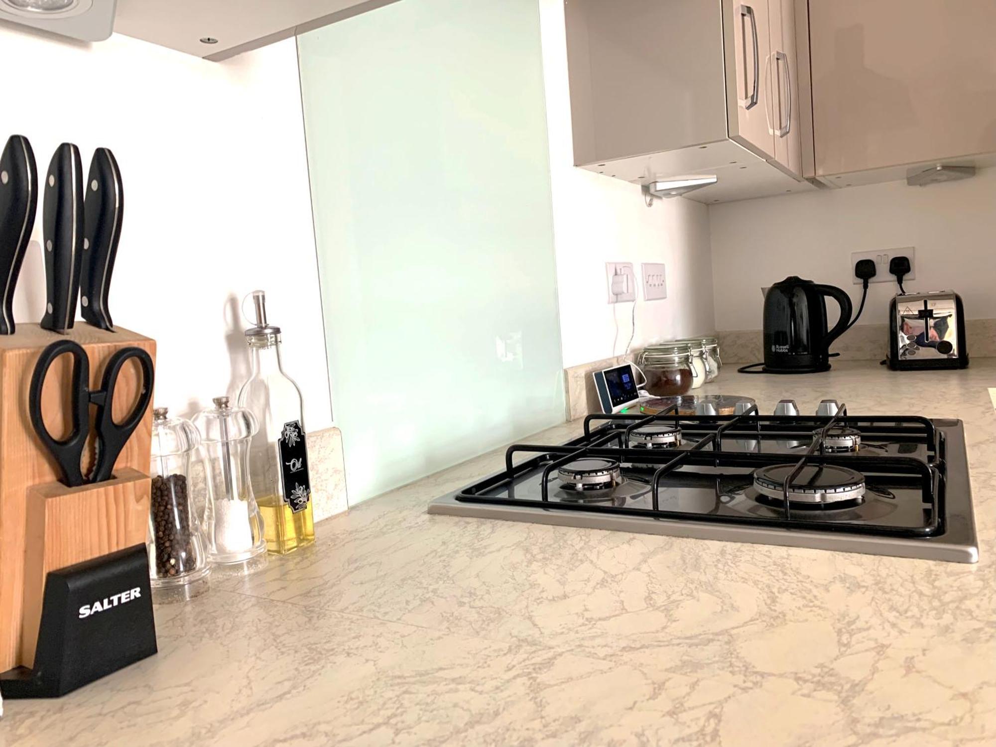 Home Crowd Luxury Apartments ดอนคาสเตอร์ ภายนอก รูปภาพ