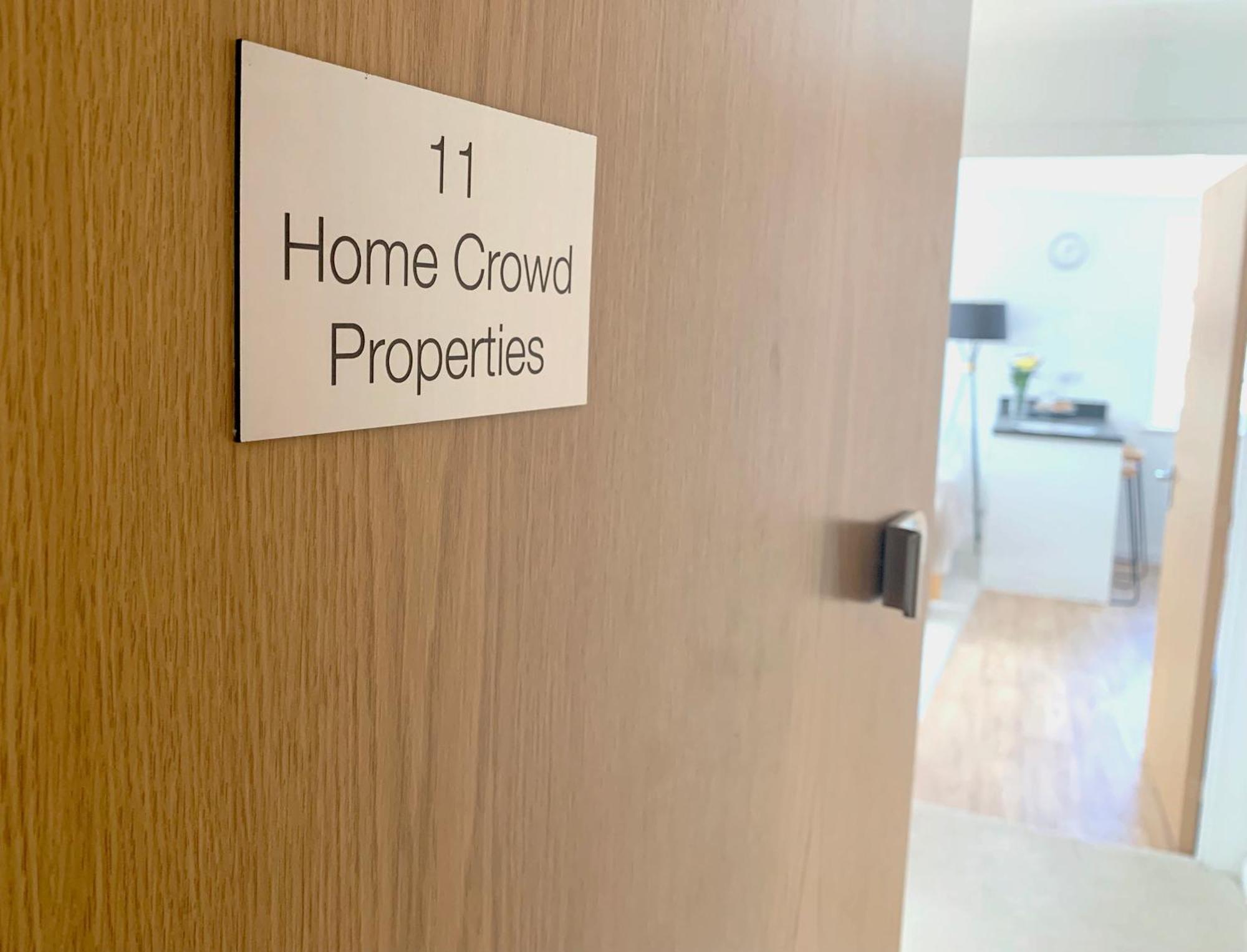 Home Crowd Luxury Apartments ดอนคาสเตอร์ ภายนอก รูปภาพ
