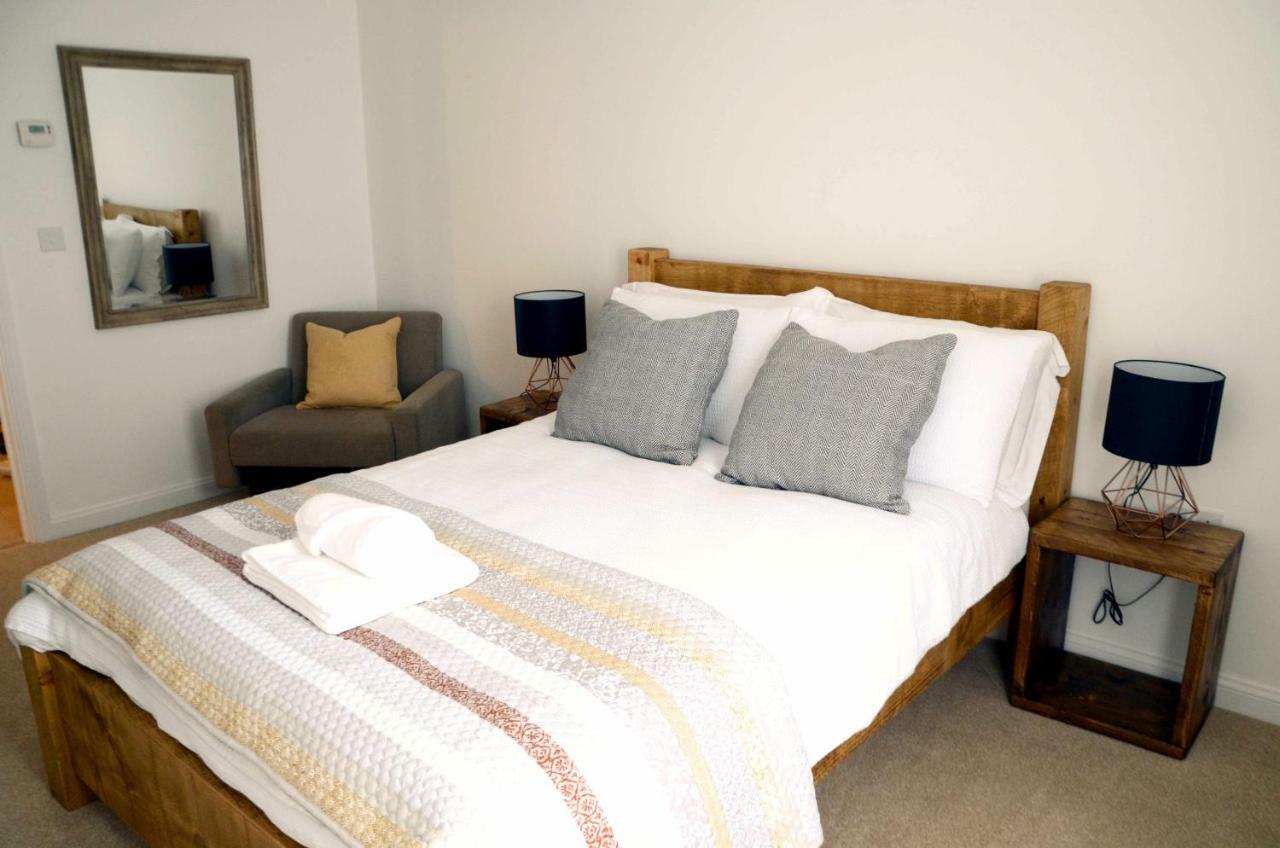 Home Crowd Luxury Apartments ดอนคาสเตอร์ ภายนอก รูปภาพ